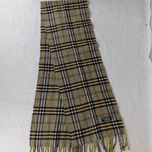 Authentic BURBERRY Lambswool Check Scarf Green Nova Plaid Good Condition